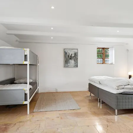 Stunning In With Kitchen Hébergement de vacances