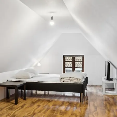 Stunning In With Kitchen *