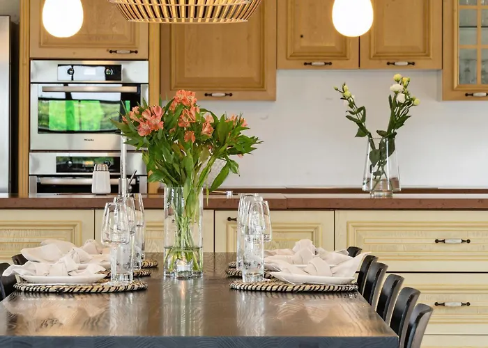 Сasa de vacaciones Stunning In With Kitchen Otterup